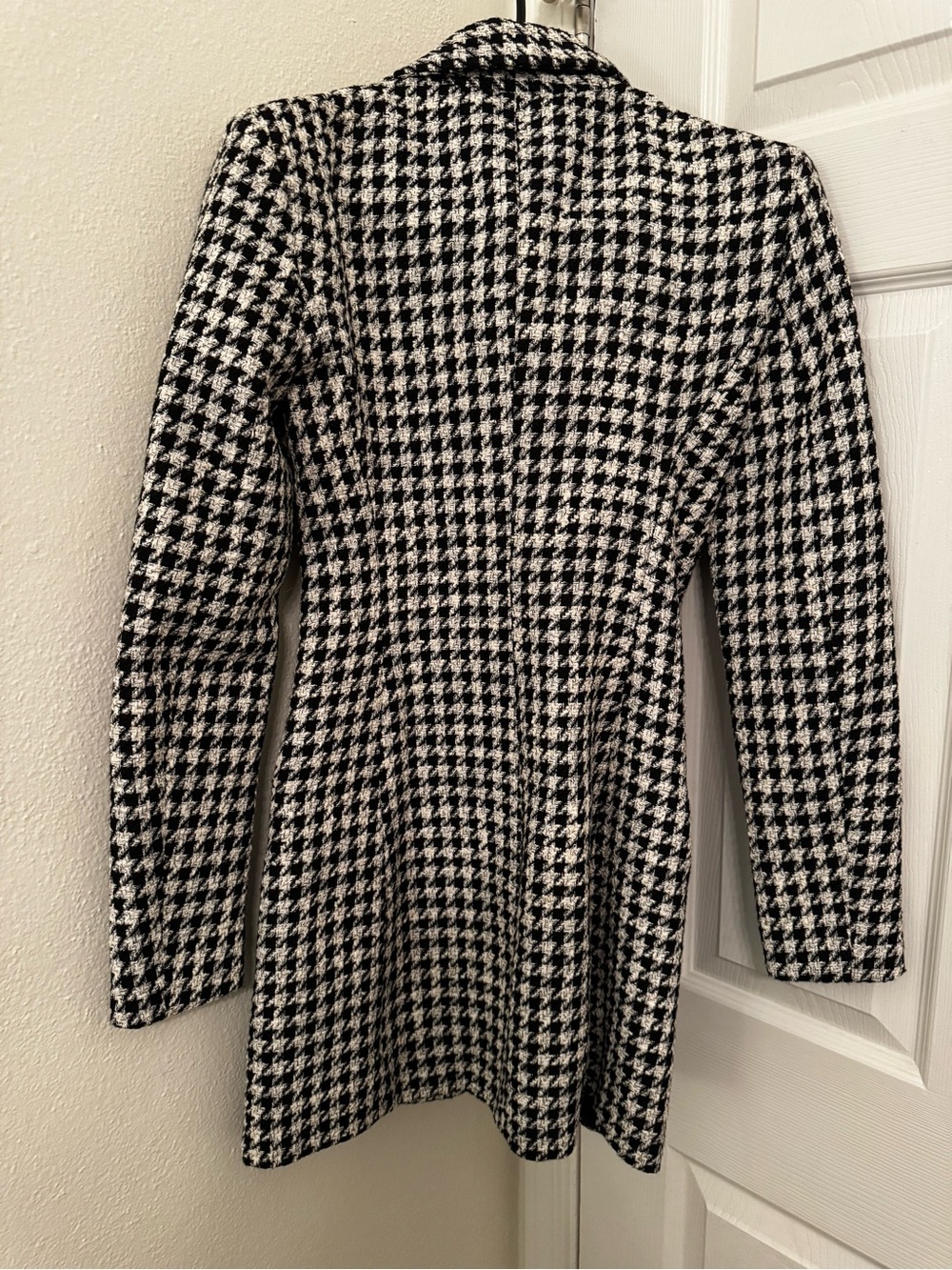 Zara Black and White Houndstooth Blazer Dress - Picture 2 of 5